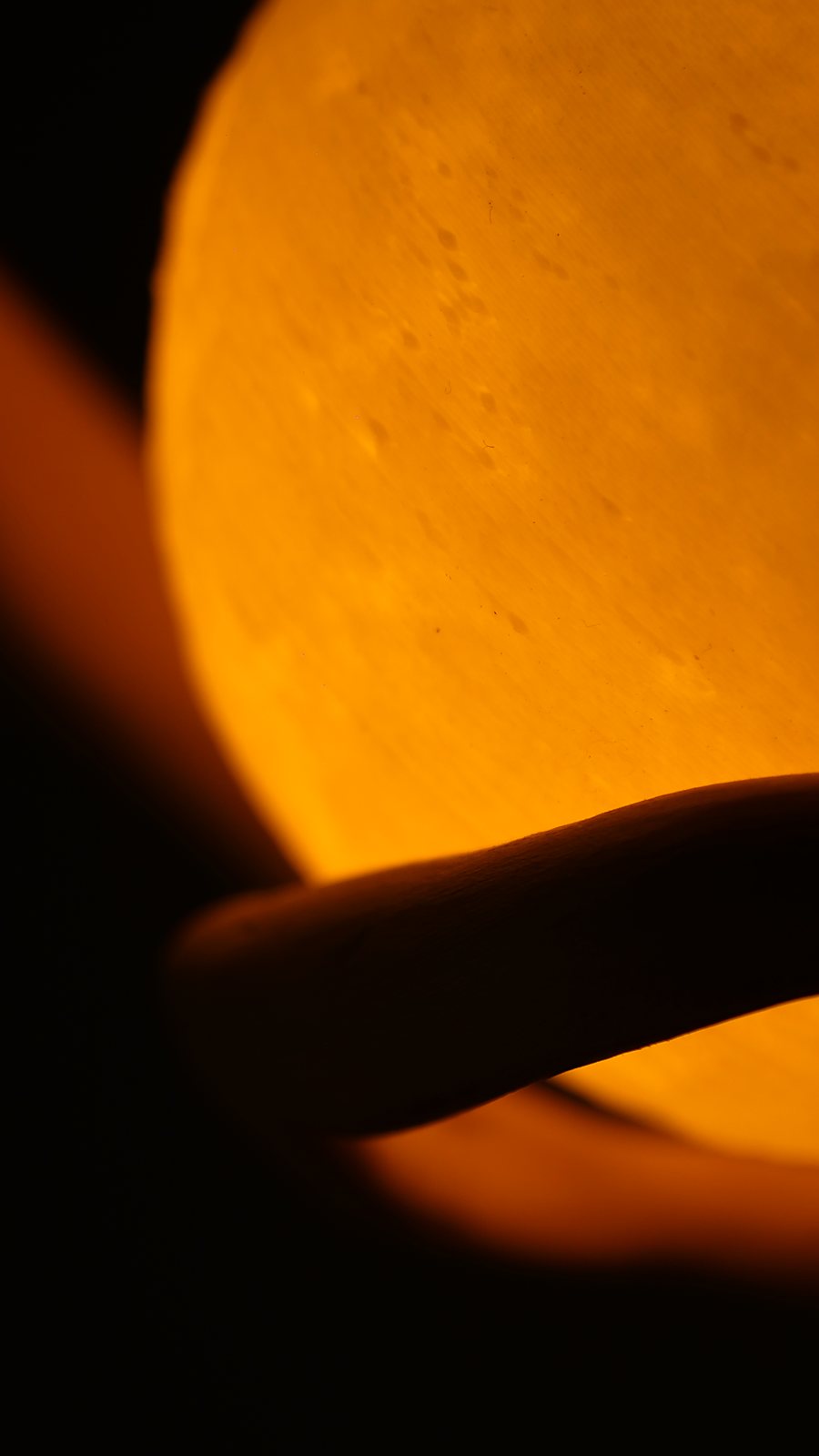 Globe lumineux, lumière chaude